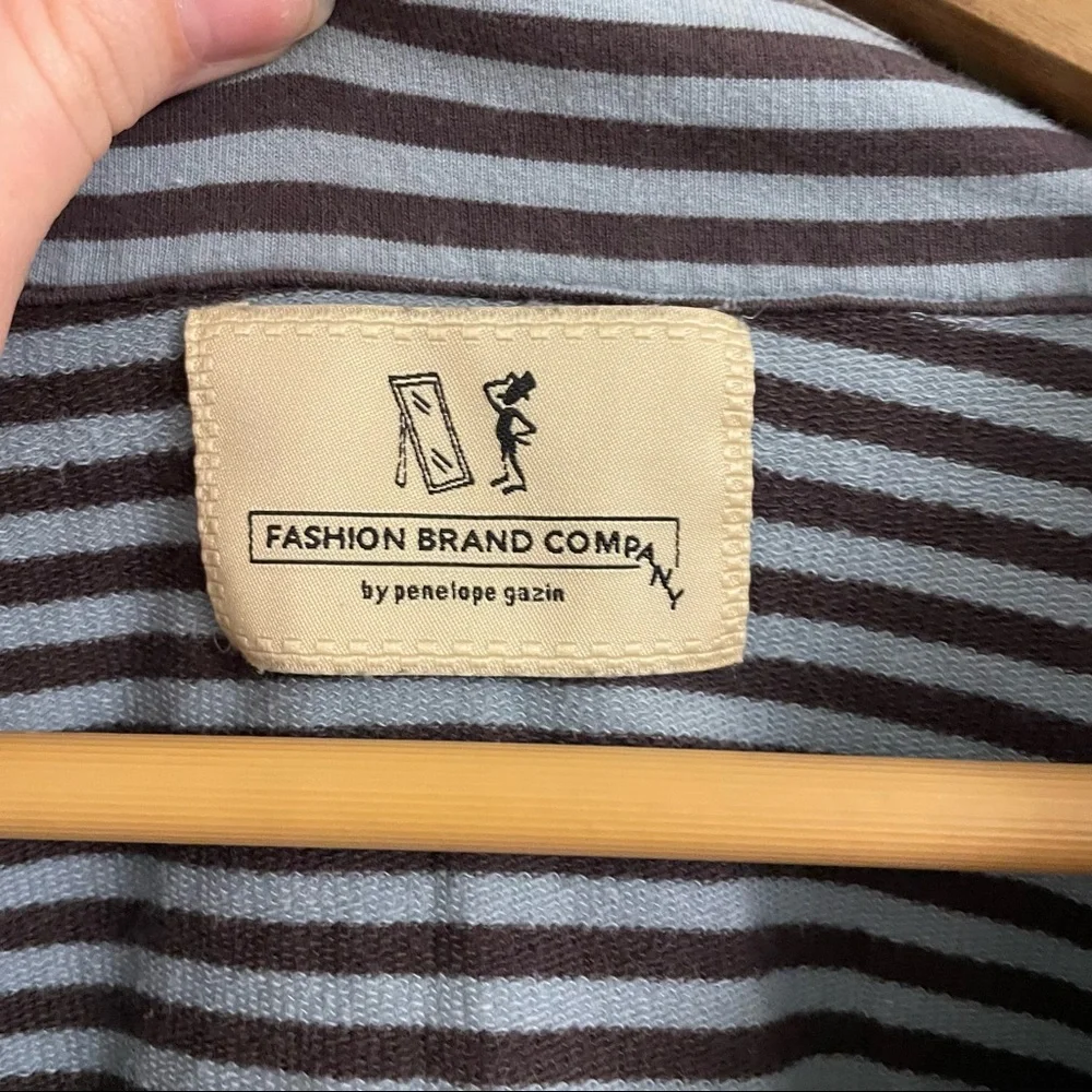 Fashion Brand Company by Penelope Gazin Blue Striped Cropped Collared Polo Shirt - Picture 5 of 5